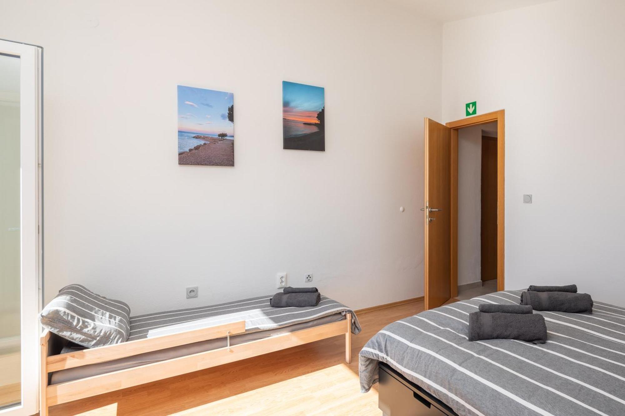 Sunshine Suites Omiš Exteriör bild